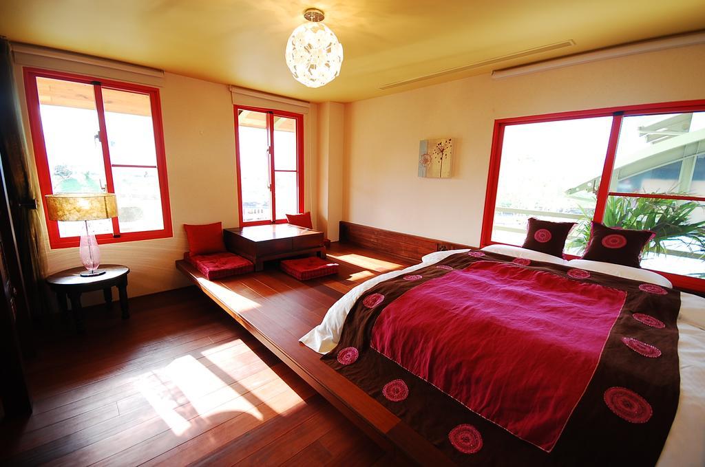 March 3 B&B Yilan Luodong Exterior photo